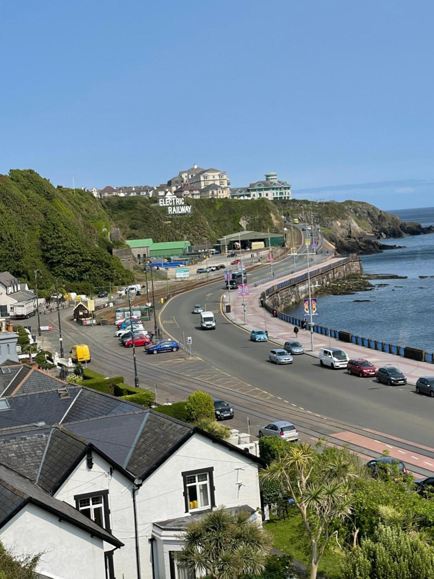 Promenade House Aparthotel Douglas Bagian luar foto